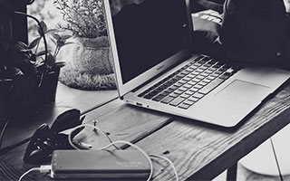 星空体育官网-海底热带鱼观察运动，海底运动新奇体验，海底热带鱼视频