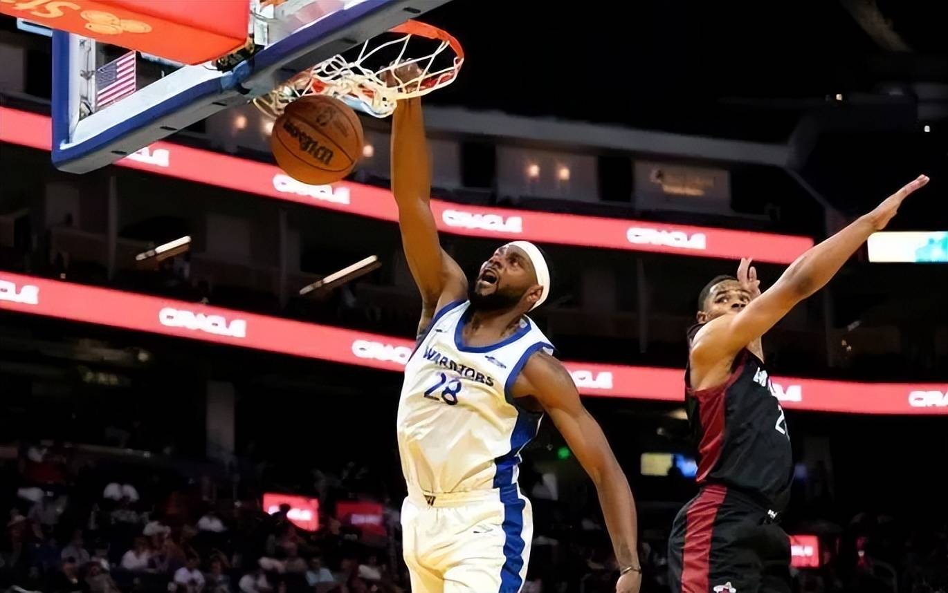 星空体育网页-关于篮球夏季联赛：新秀表现令人瞩目的信息